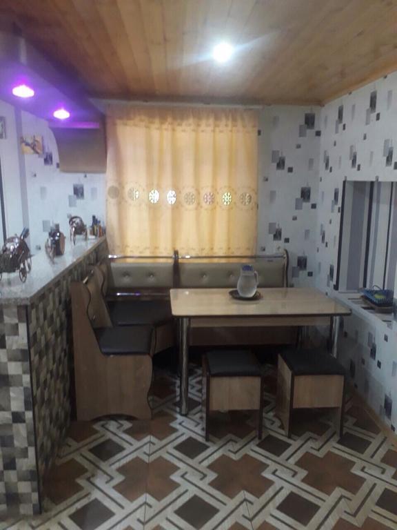 Guest House Danelia Martvili Bagian luar foto