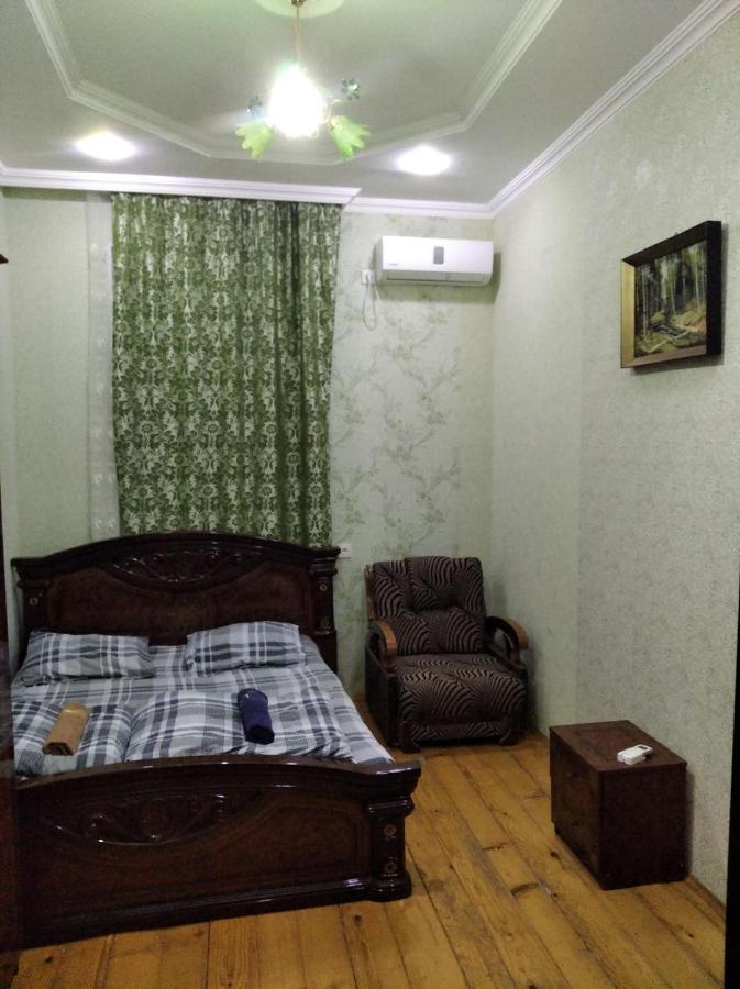 Guest House Danelia Martvili Bagian luar foto