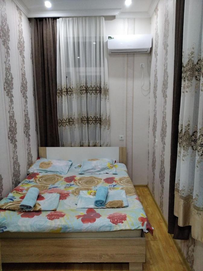 Guest House Danelia Martvili Bagian luar foto